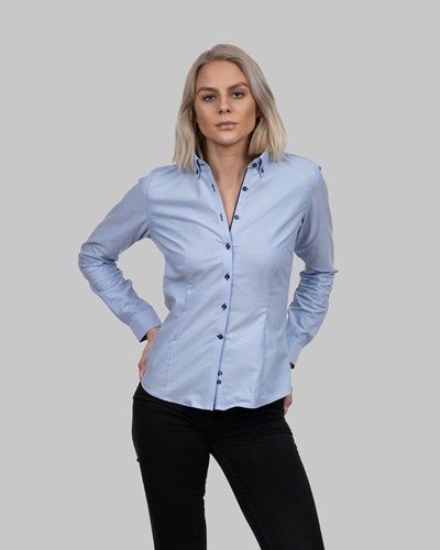 J. Harvest & Frost Red Bow 121 Woman-3